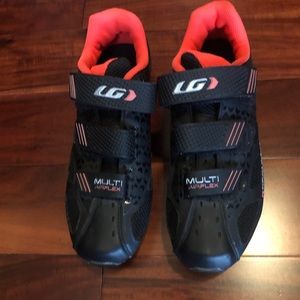 Women’s cycling shoes Garneau brand US size 6 /36
